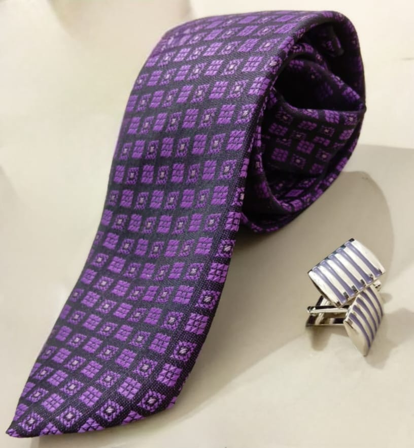 Tie