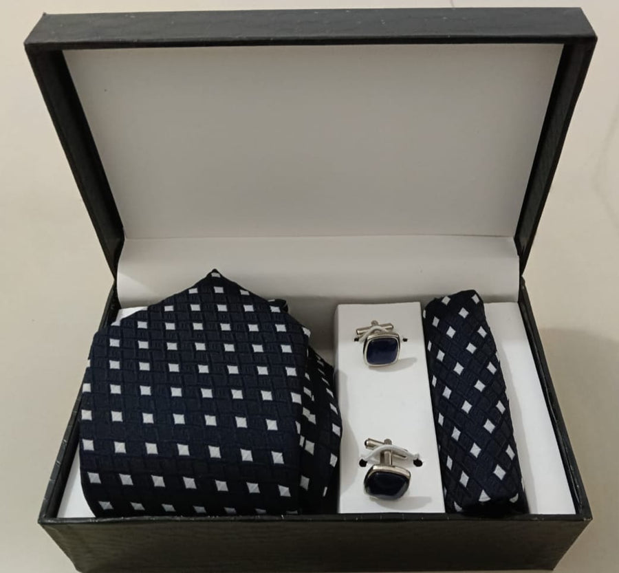 Premium Italian  Tie accessory gift set