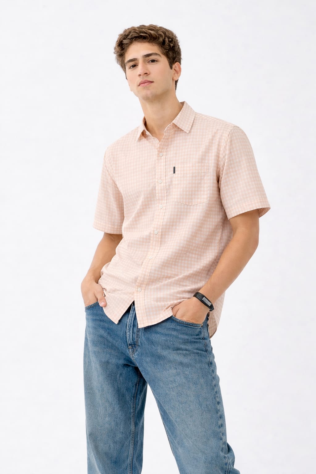 Modern slim fit cargo denim jeans